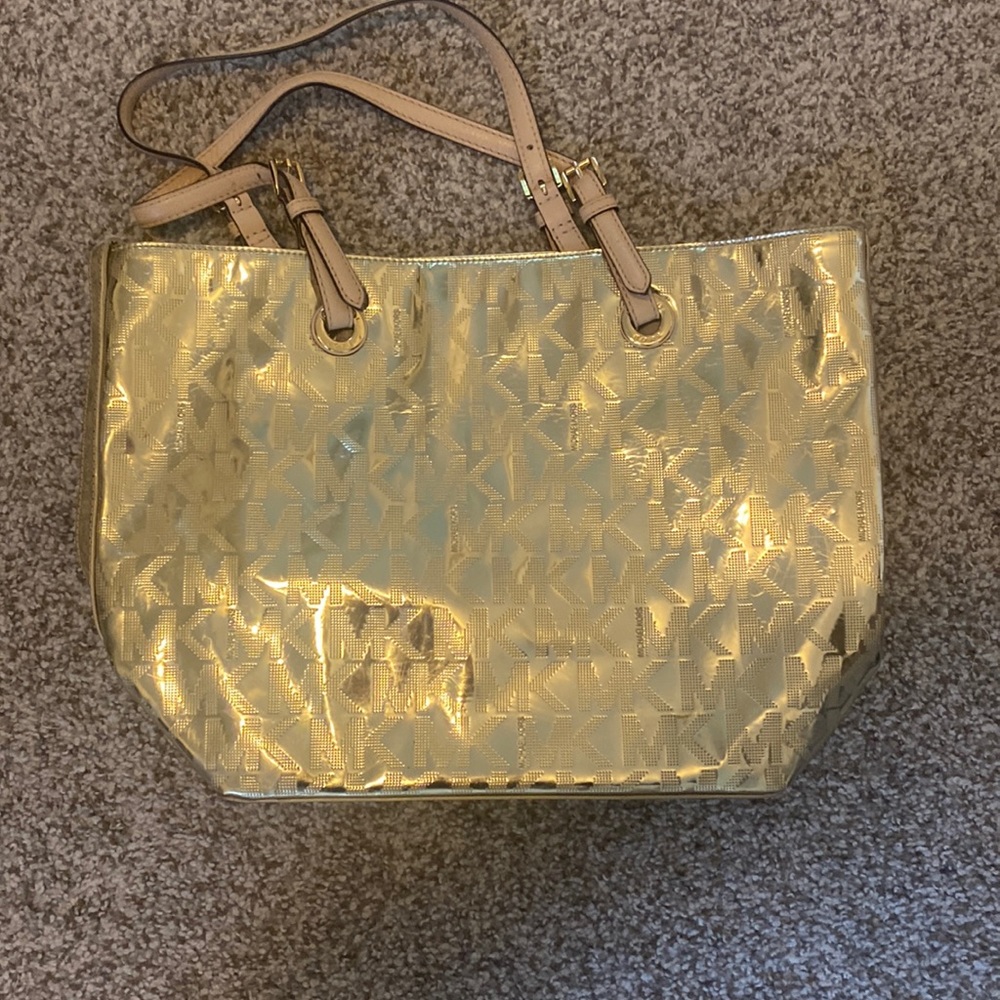 Michael Kors purse